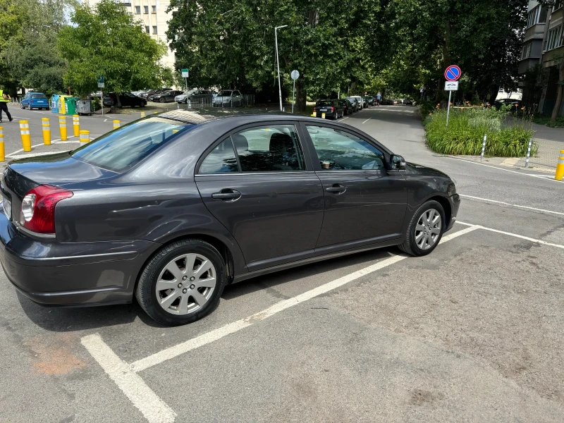 Toyota Avensis, снимка 3 - Автомобили и джипове - 49235278