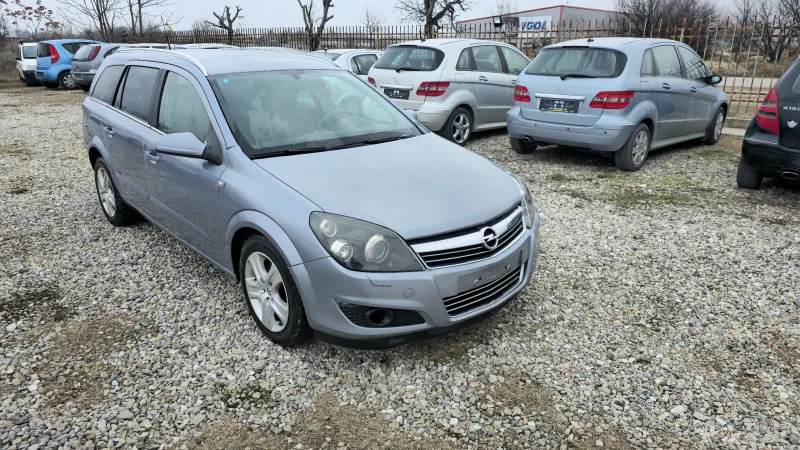 Opel Astra 1.7, снимка 2 - Автомобили и джипове - 49332053