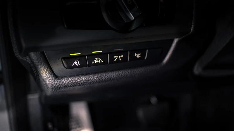 BMW 650 ЛИЗИНГ* Gran Coupe Akrapovic Harman Kardon FULL, снимка 13 - Автомобили и джипове - 50212274