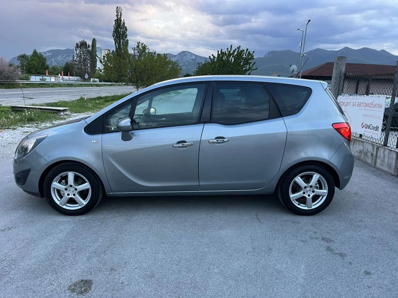 Opel Meriva 1.3 M-JET 95кс КЛИМАТРОНИК EURO 5А АВТОПИЛОТ, снимка 6 - Автомобили и джипове - 49995548