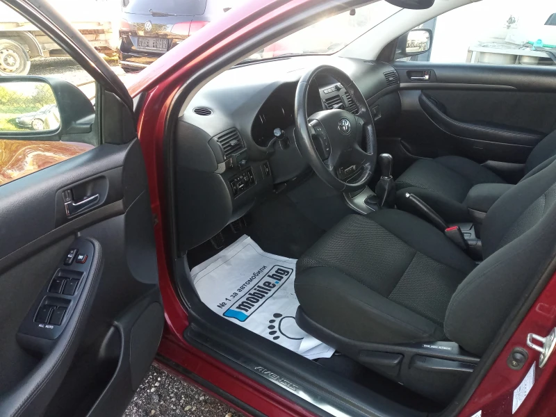 Toyota Avensis 1.8 VVTI 129CH, снимка 9 - Автомобили и джипове - 50172897