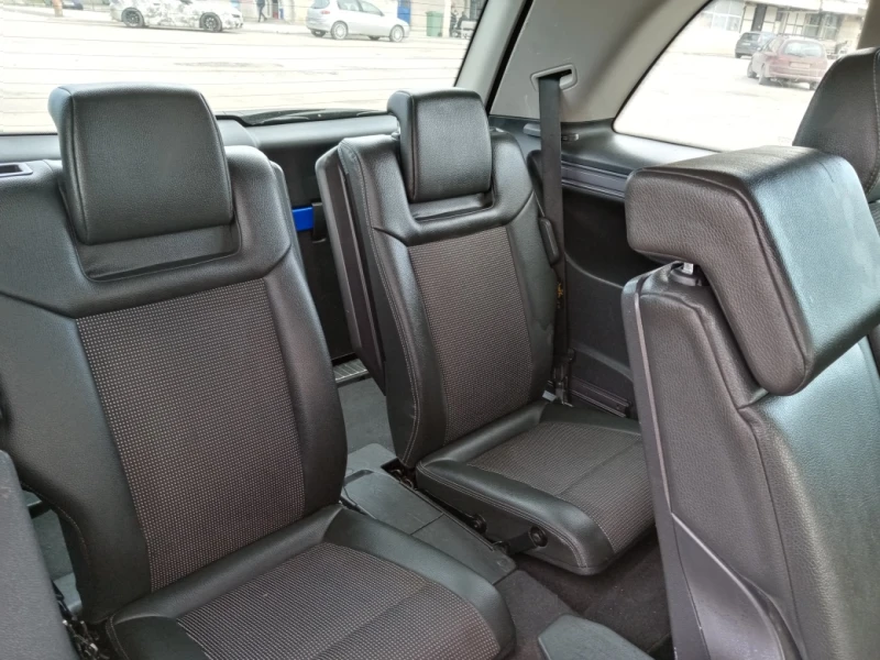 Opel Zafira  Facelift 7-местна, снимка 12 - Автомобили и джипове - 52661887