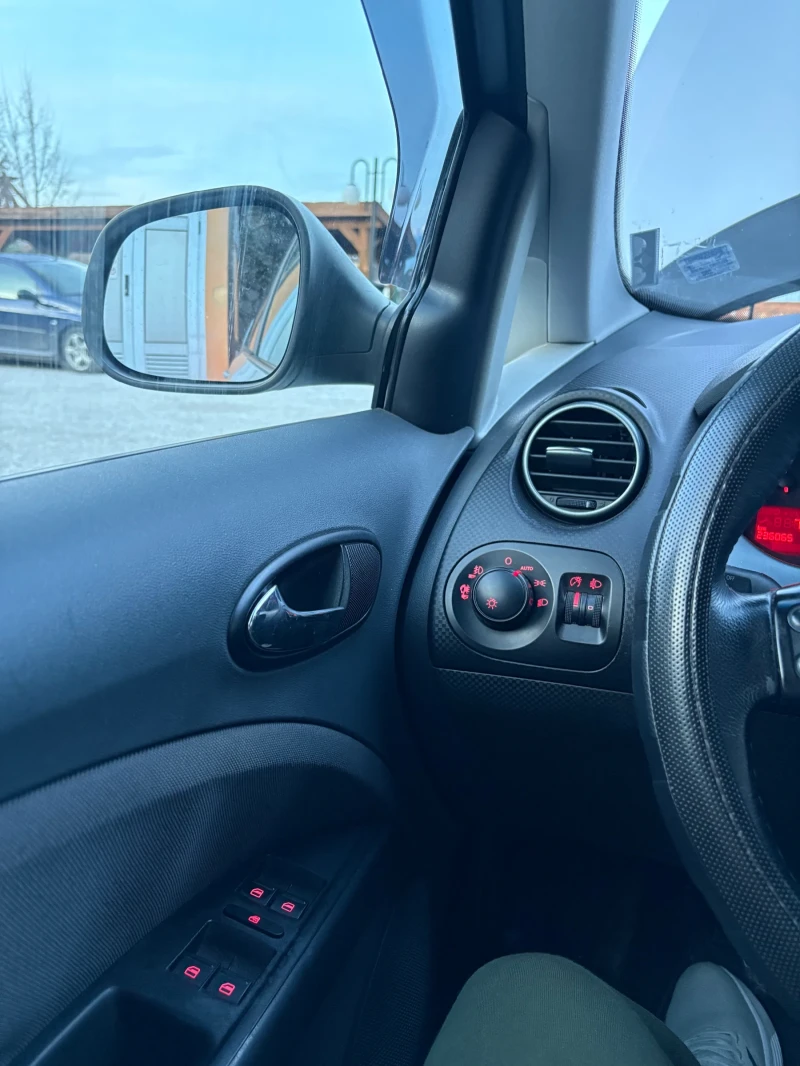 Seat Altea, снимка 2 - Автомобили и джипове - 53011792