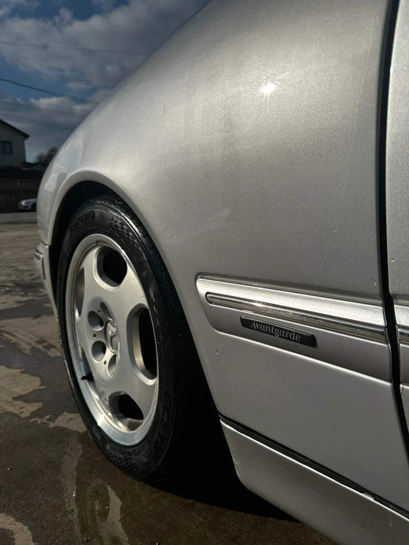 Mercedes-Benz E 320, снимка 10 - Автомобили и джипове - 53148122