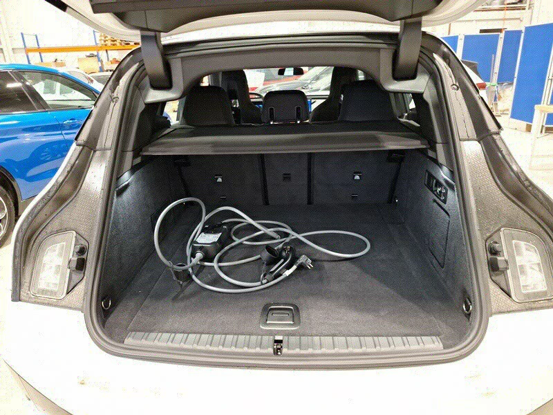 BMW iX IX 40, снимка 8 - Автомобили и джипове - 53056481