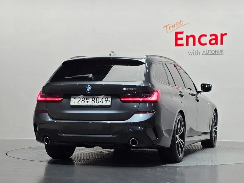 BMW 320 320d Touring M Sport| 190к.с.| ВКЛ.ТЕХНОТЕСТ, снимка 4 - Автомобили и джипове - 55582262