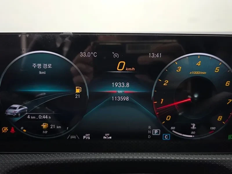 Mercedes-Benz CLA 250 4MATIC, снимка 8 - Автомобили и джипове - 55924854