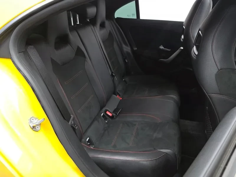 Mercedes-Benz CLA 250 4MATIC, снимка 12 - Автомобили и джипове - 55924854