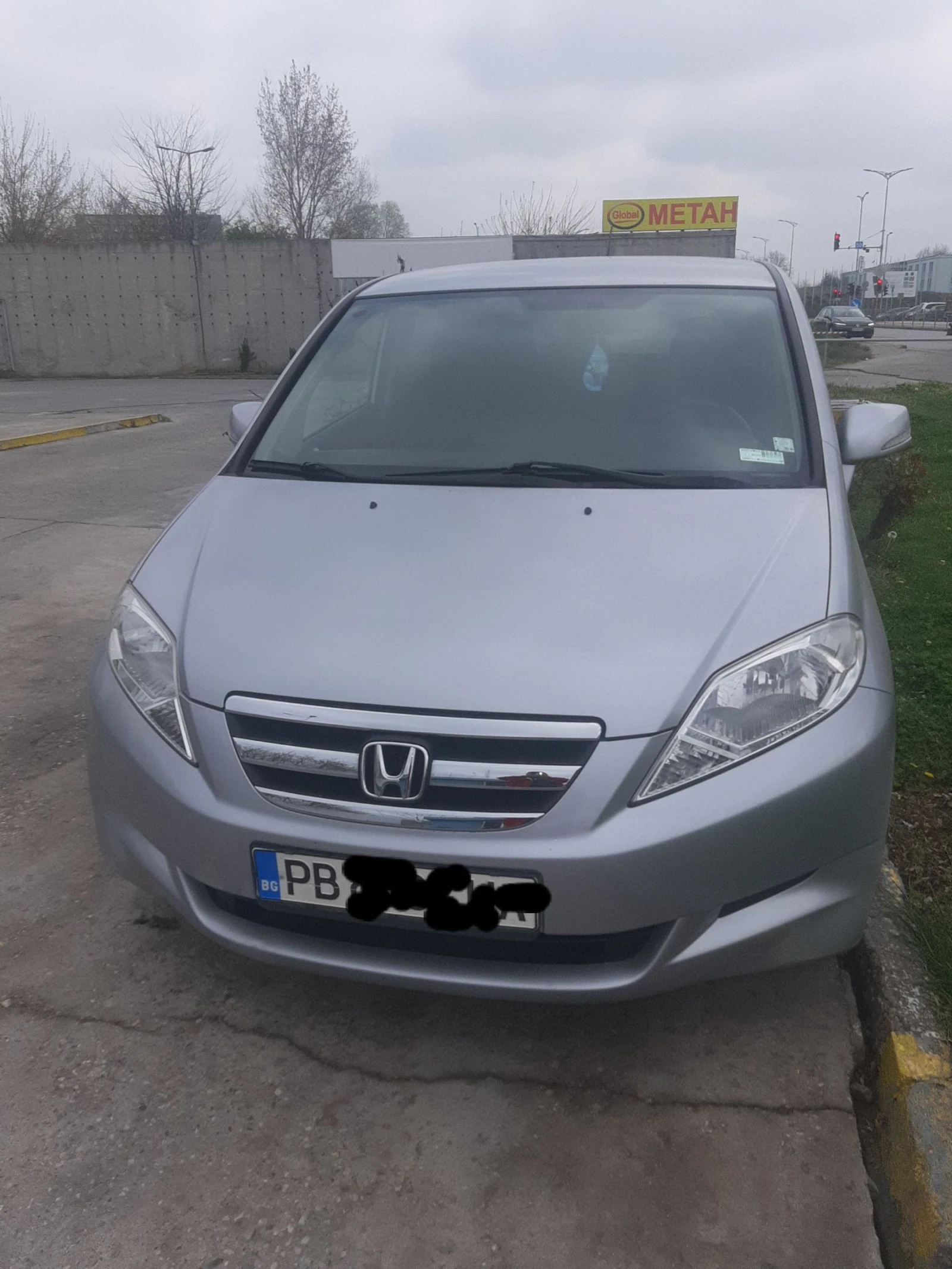 Honda Fr-v  - изображение 3