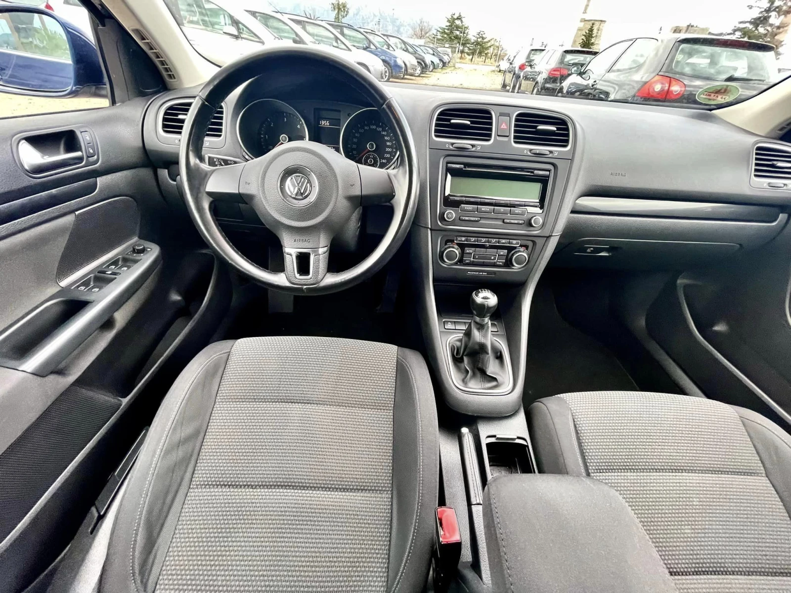 VW Golf Variant 2.0 6-скорости - изображение 10