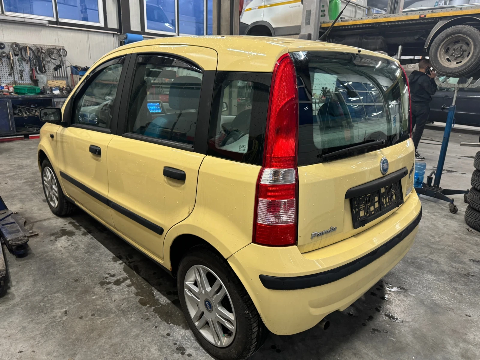 Fiat Panda 119 000 КМ - изображение 4