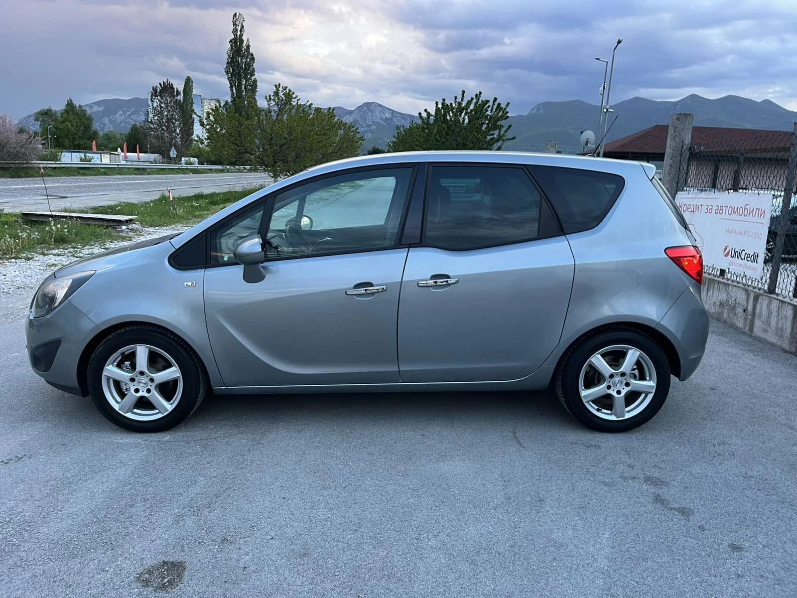 Opel Meriva 1.3 M-JET 95кс КЛИМАТРОНИК EURO 5А АВТОПИЛОТ - изображение 6