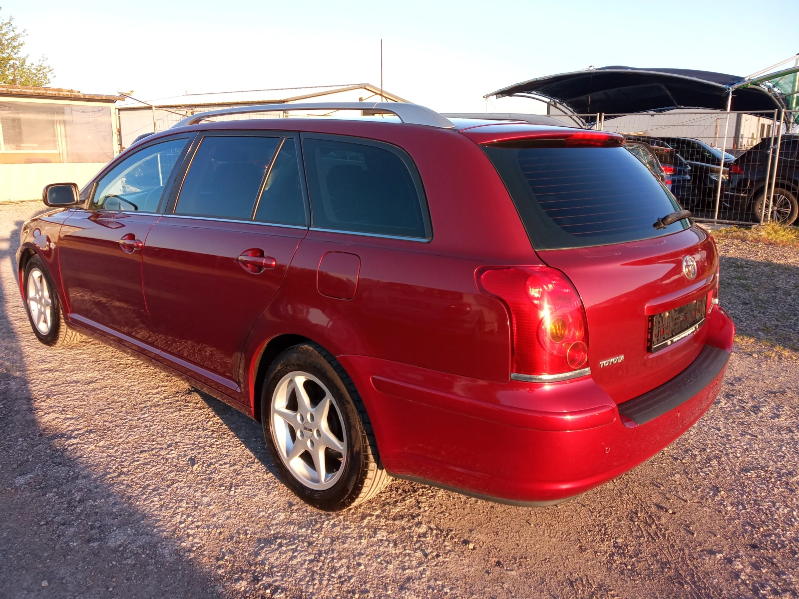 Toyota Avensis 1.8 VVTI 129CH - изображение 5