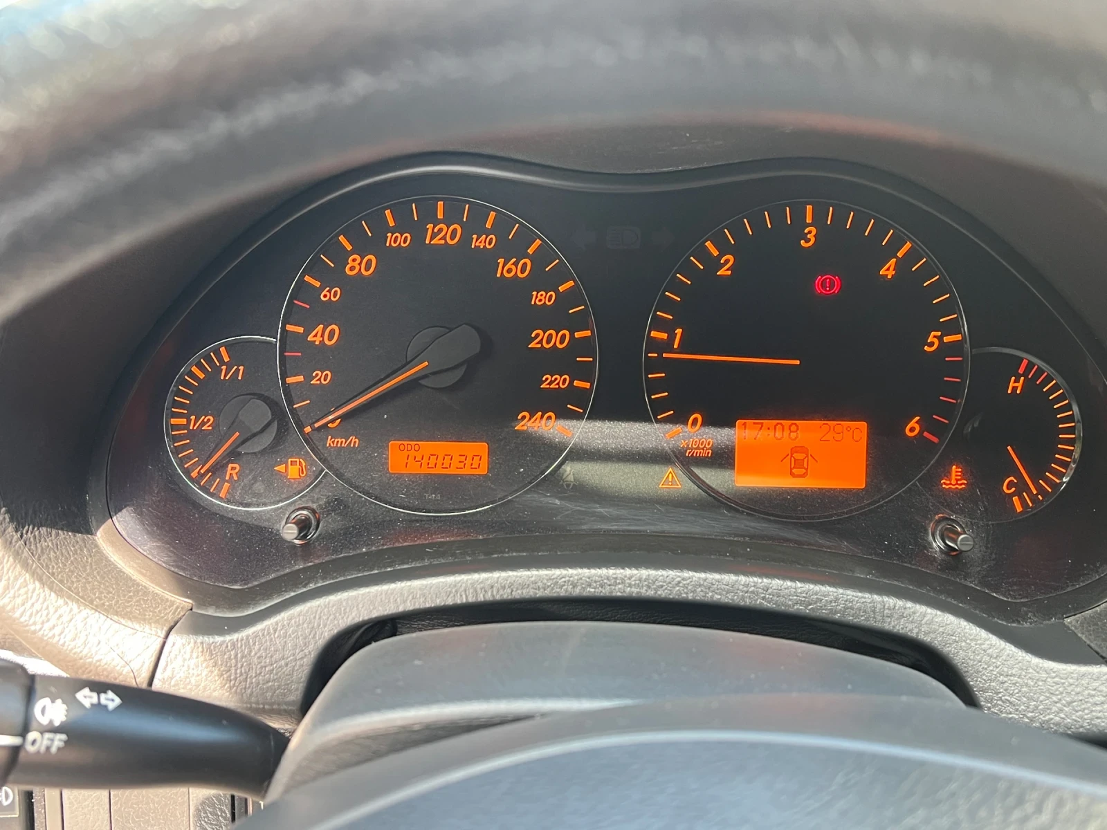 Toyota Avensis  - изображение 5