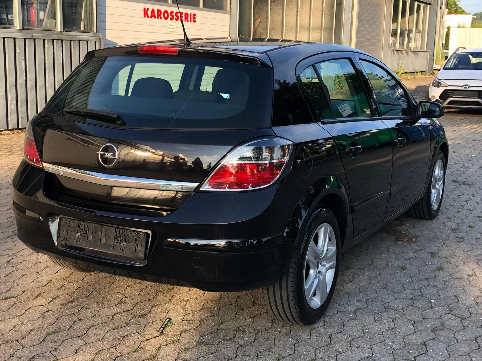 Opel Astra 1.4 - изображение 7