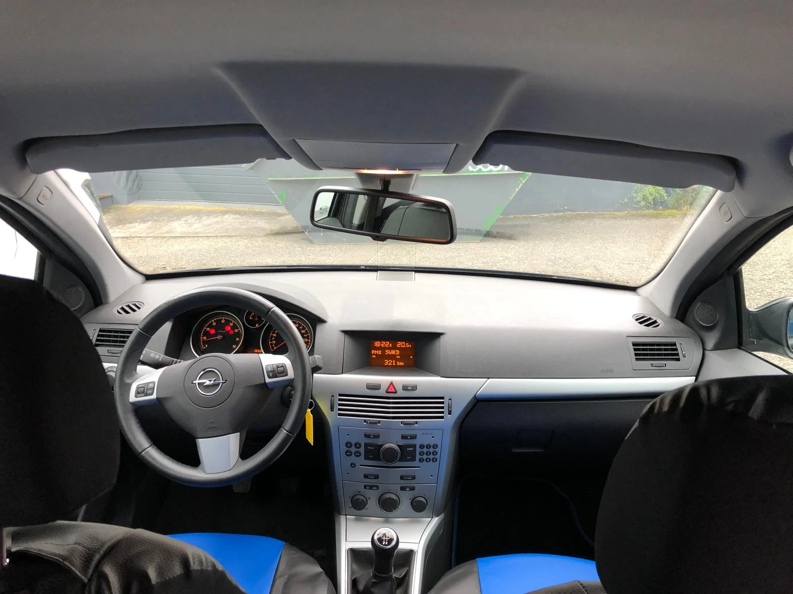 Opel Astra 1.4 - изображение 9
