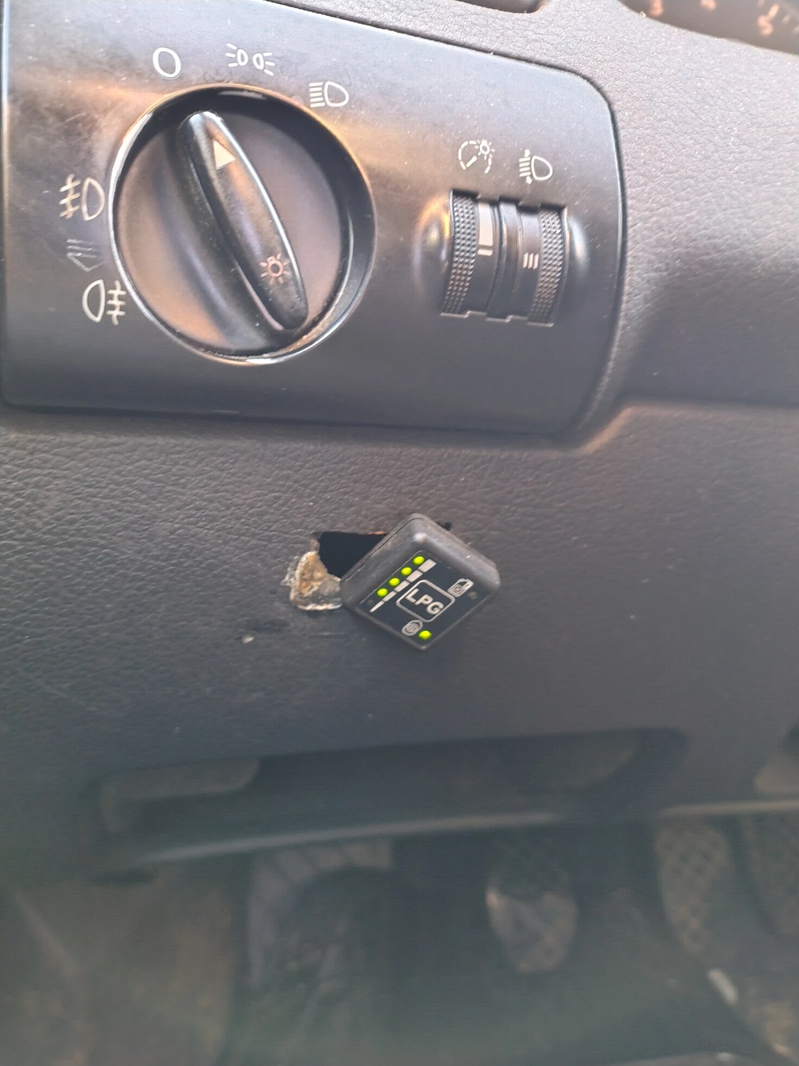 Audi A6 1800 - изображение 9