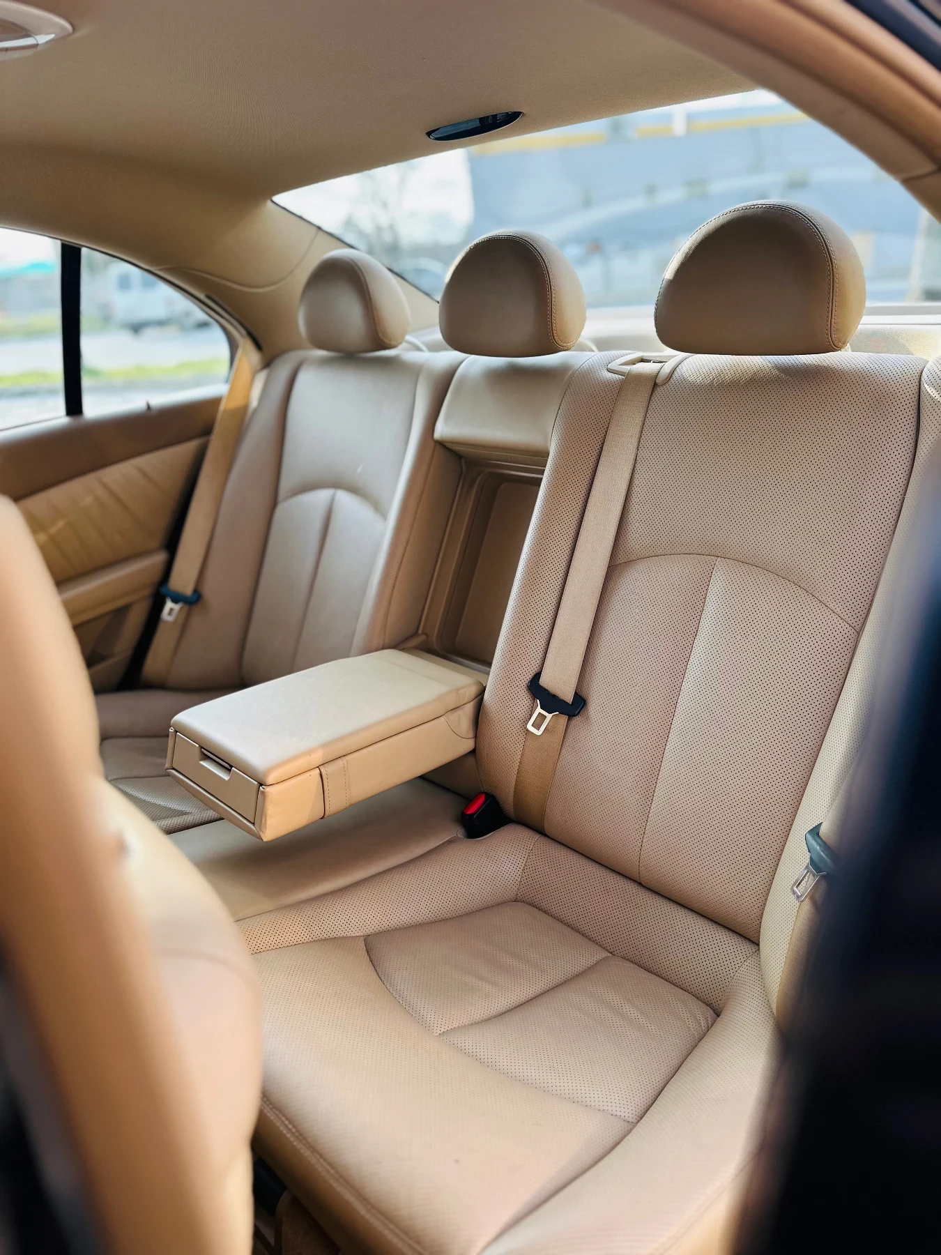 Mercedes-Benz E 320 CDI / FULL / TOP / НОВ ВНОС/, снимка 12 - Автомобили и джипове - 53020601