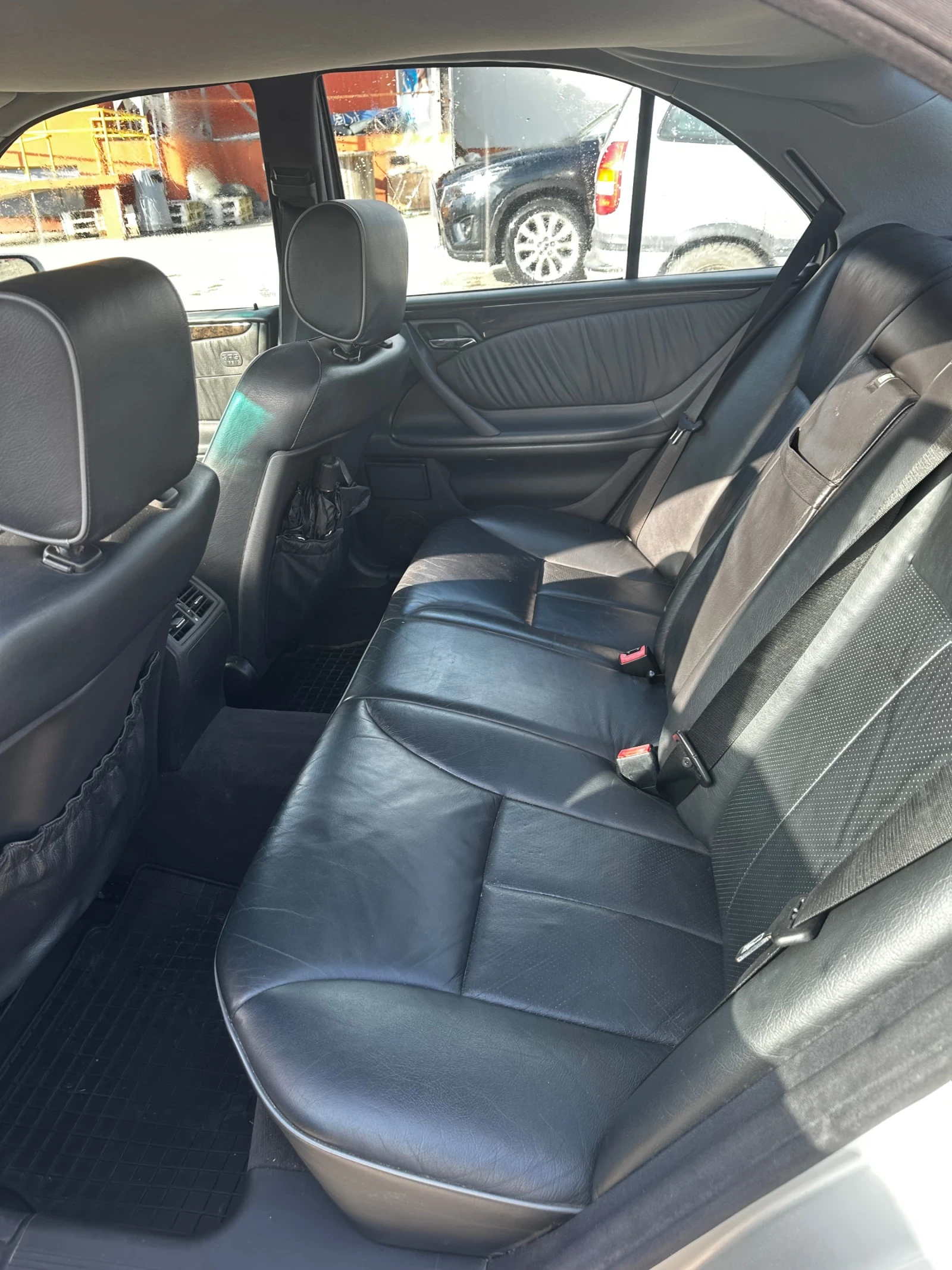 Mercedes-Benz E 320 | Mobile.bg � ����������� 9
