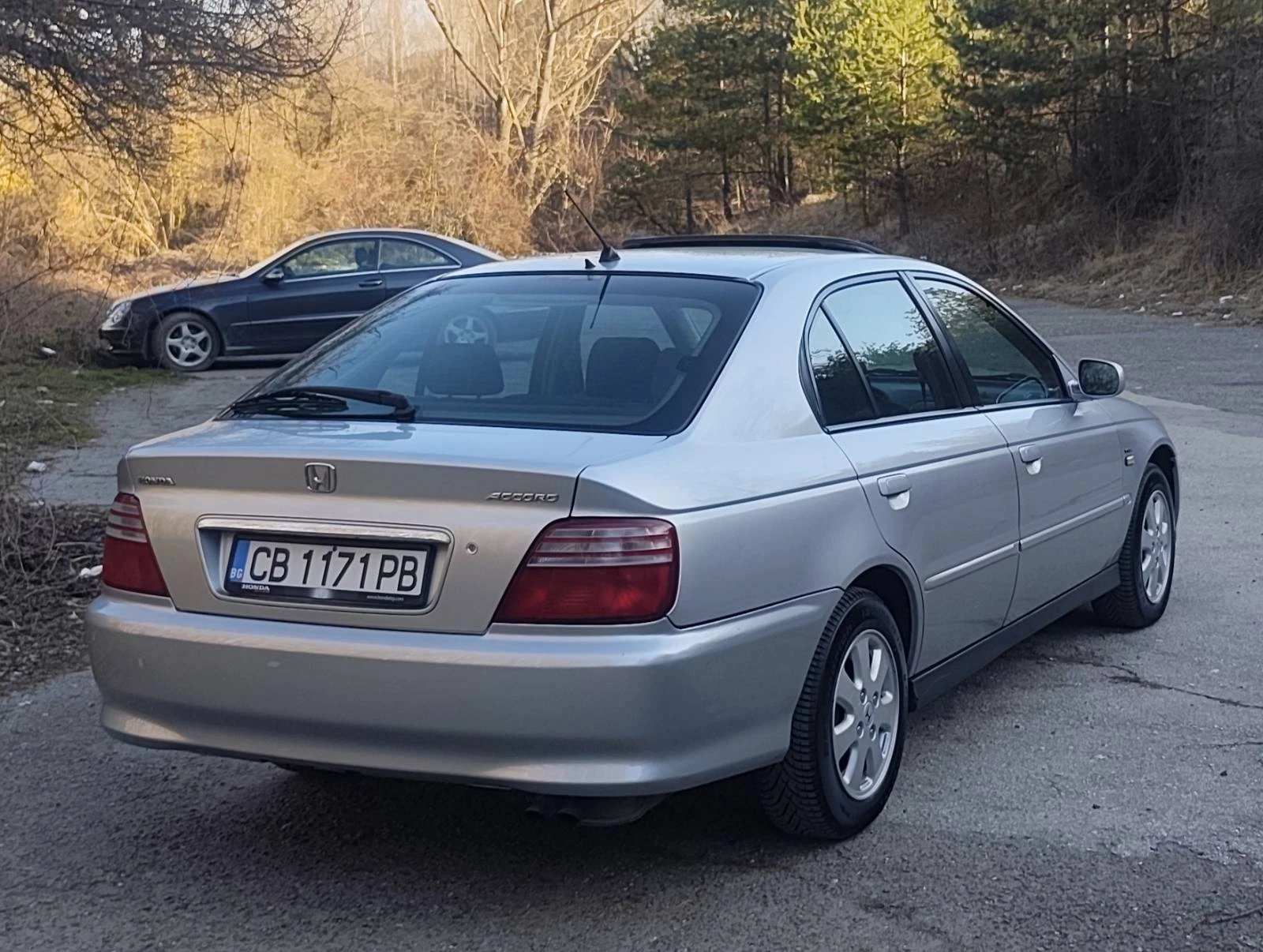 Honda Accord 1.8 VTEC FACELIFT LIFTBACK, снимка 4 - Автомобили и джипове - 53819516