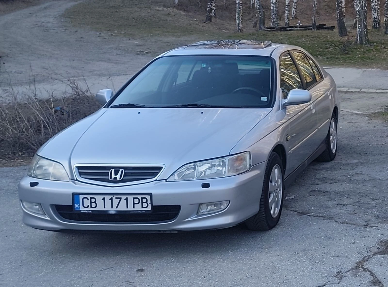 Honda Accord 1.8 VTEC FACELIFT LIFTBACK, снимка 2 - Автомобили и джипове - 53819516