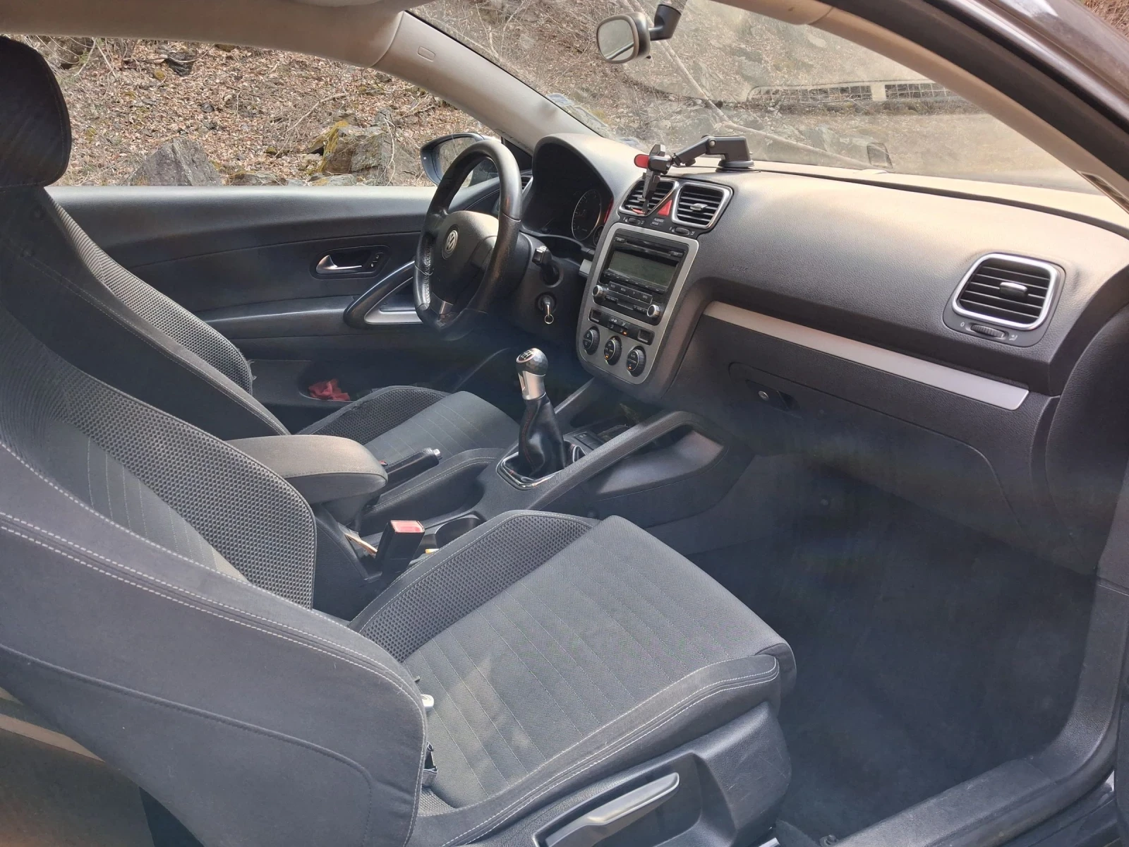 VW Scirocco Регистриран 185к.с., снимка 10 - Автомобили и джипове - 53871365