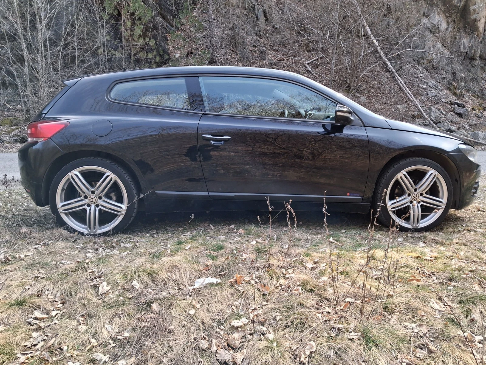 VW Scirocco Регистриран 185к.с., снимка 4 - Автомобили и джипове - 53871365