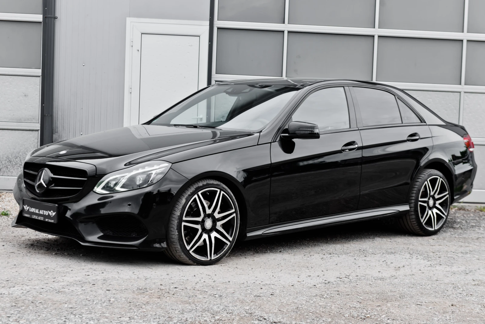 Mercedes-Benz E 350 AMG* PANORAMA* 4MATIC