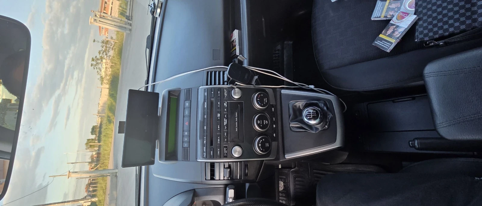 Mazda 5 2.0 , снимка 10 - Автомобили и джипове - 55123733