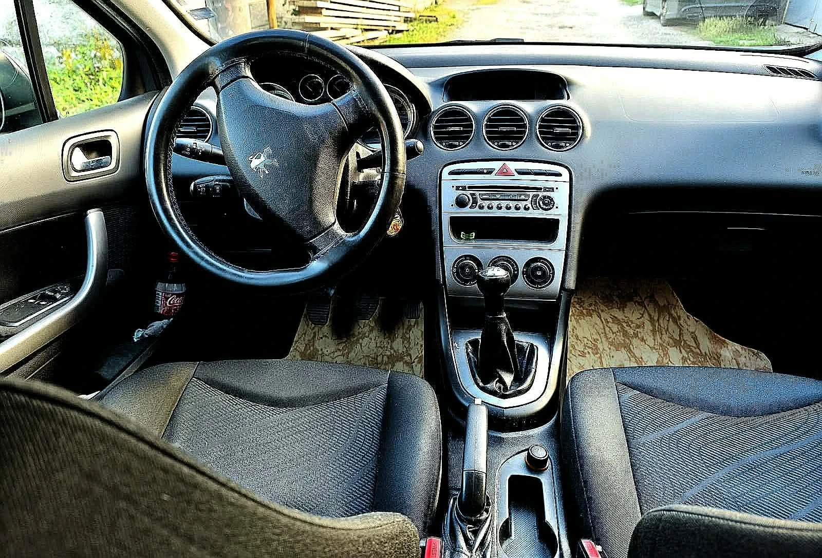 Peugeot 308 1.6 HDI, снимка 10 - Автомобили и джипове - 55316723