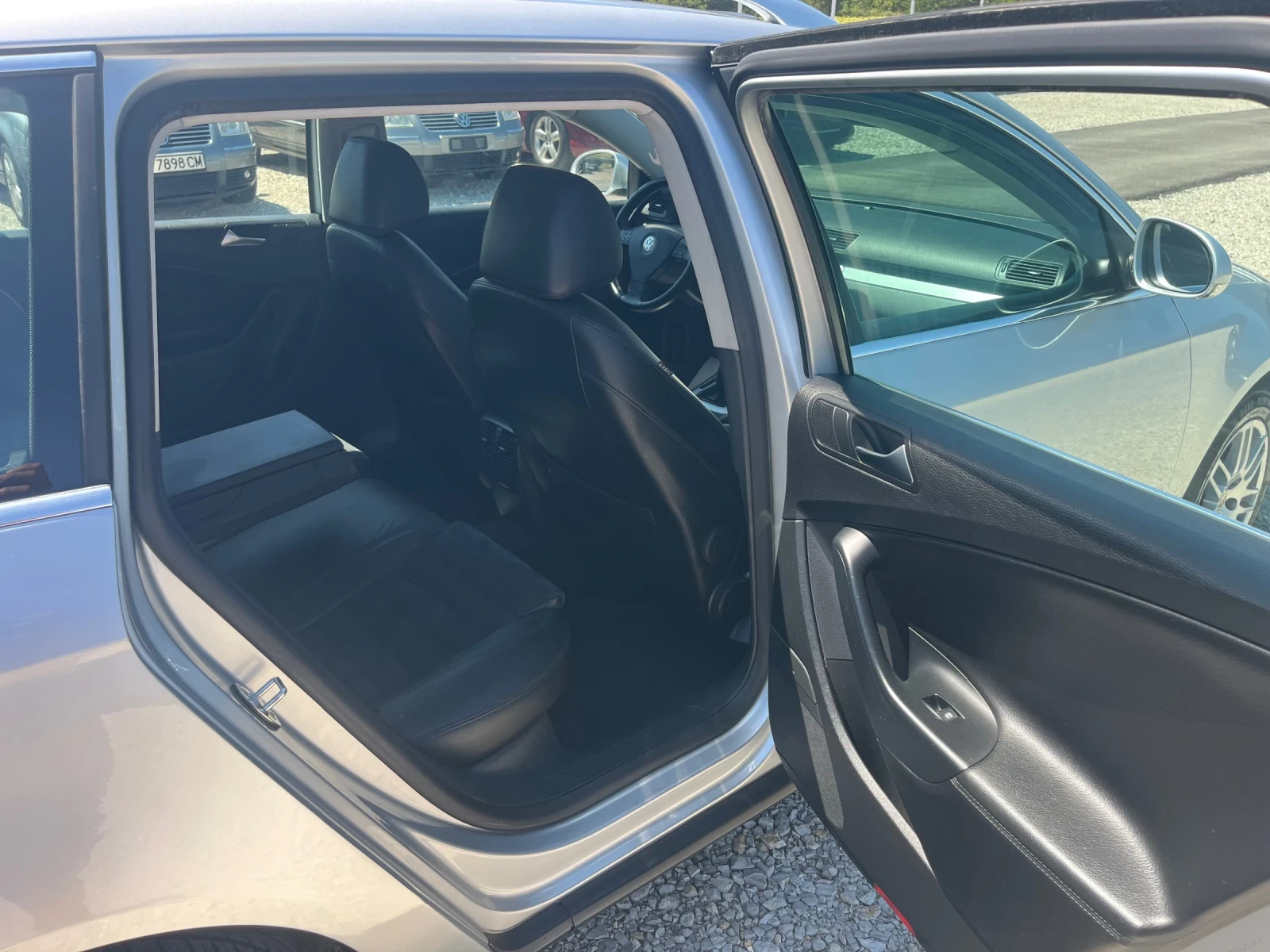 VW Passat Highline Commonrail , снимка 13 - Автомобили и джипове - 55497186