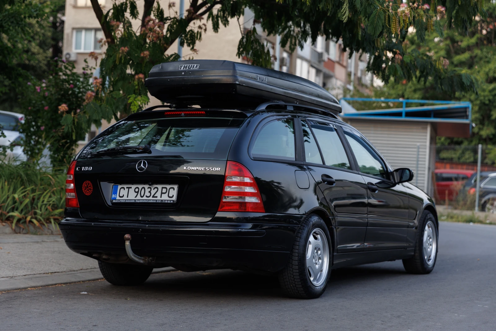 Mercedes-Benz C 180 FACE ГАЗ.ИНЖЕКЦИОН, снимка 3 - Автомобили и джипове - 55711734