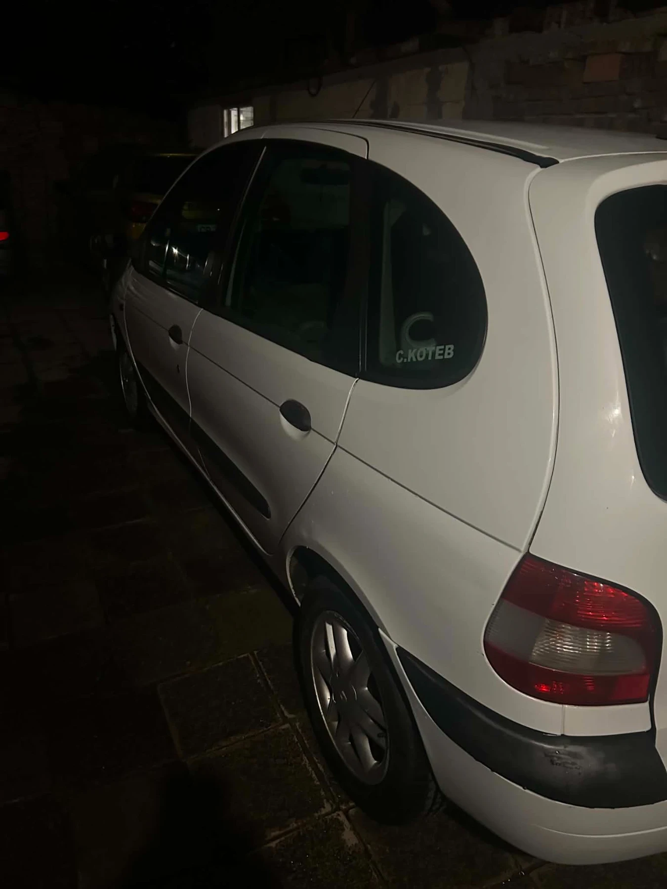 Renault Scenic, снимка 2 - Автомобили и джипове - 55782851