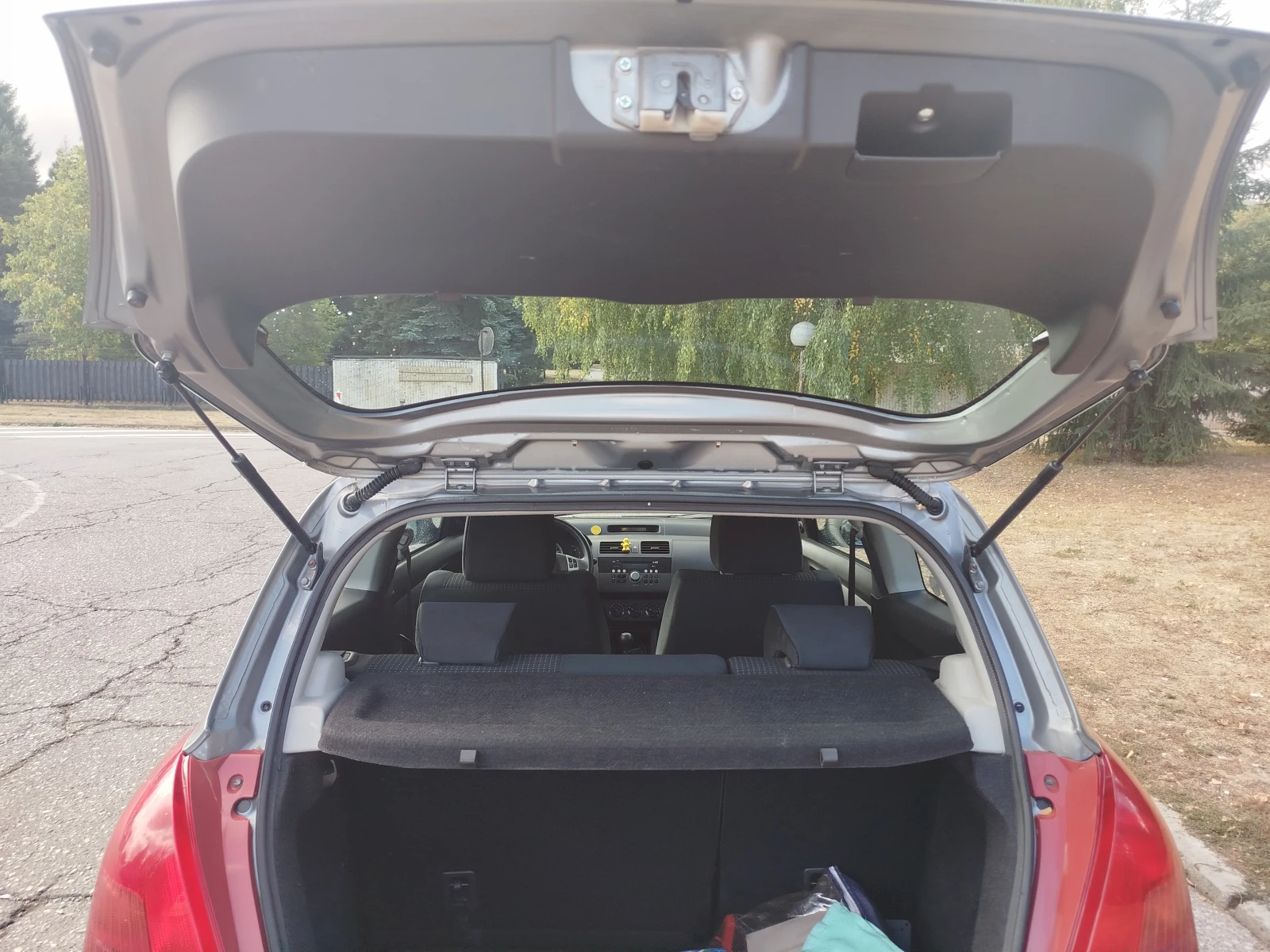 Suzuki Swift, снимка 12 - Автомобили и джипове - 56243580