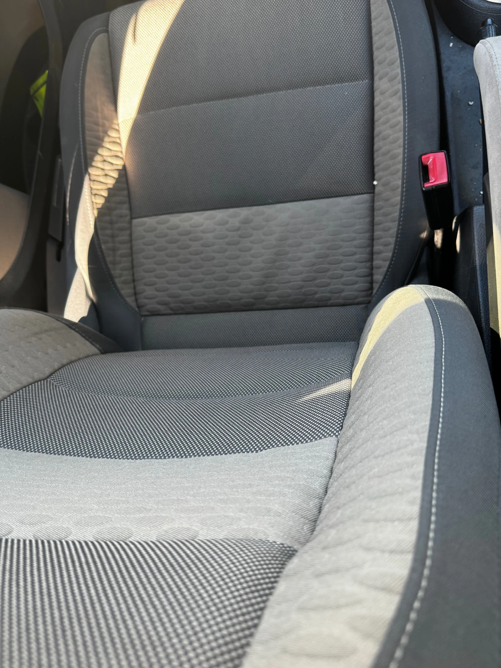 VW Touran, снимка 7 - Автомобили и джипове - 56248065