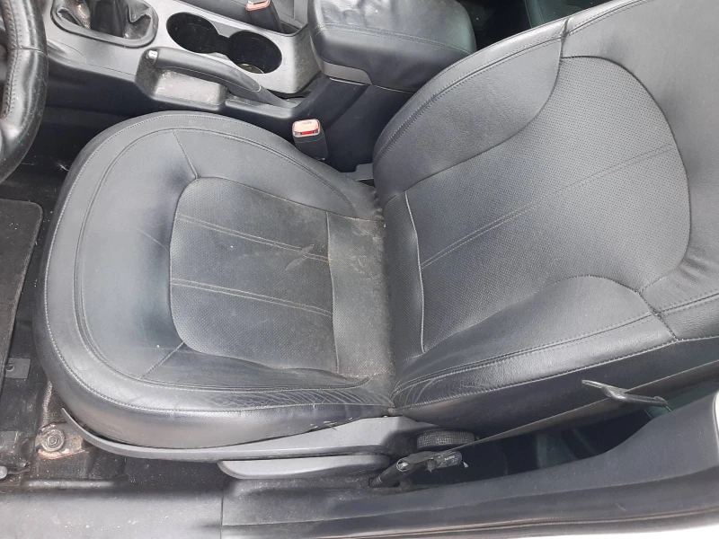 Hyundai IX35 2.0  1.7 , снимка 8 - Автомобили и джипове - 51533113