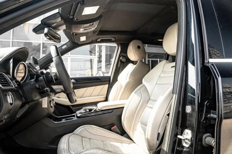 Mercedes-Benz GLE 63 AMG S * * CARFAX * * АВТОКРЕДИТ * * , снимка 9 - Автомобили и джипове - 52801201