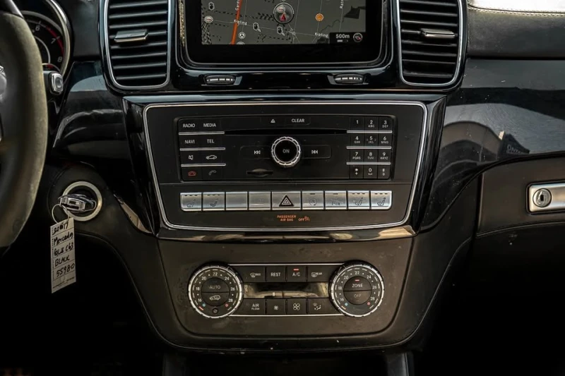 Mercedes-Benz GLE 63 AMG S * * CARFAX * * АВТОКРЕДИТ * * , снимка 14 - Автомобили и джипове - 52801201