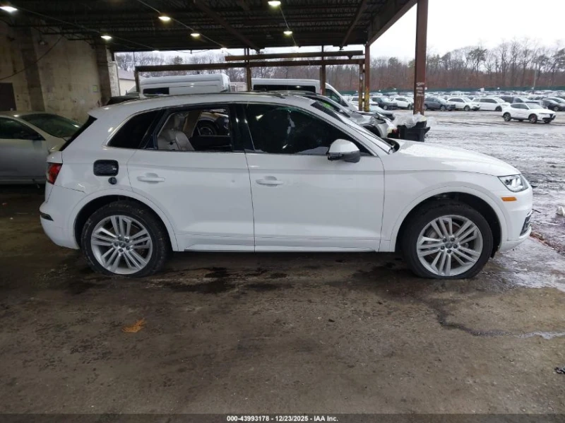 Audi Q5 2.0L I-4 DI, DOHC, VVT, TURBO, 252HP All Wheel, снимка 6 - Автомобили и джипове - 53374493