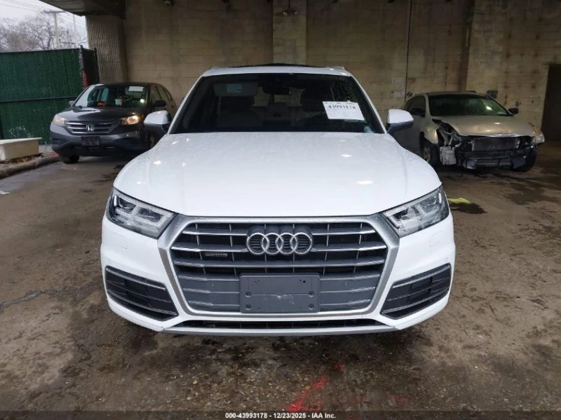 Audi Q5 2.0L I-4 DI, DOHC, VVT, TURBO, 252HP All Wheel, снимка 5 - Автомобили и джипове - 53374493