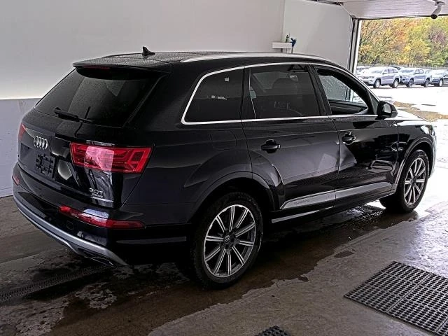 Audi Q7 пано* bose 3d* диг.табло* 360* apple* безключово*  - изображение 4