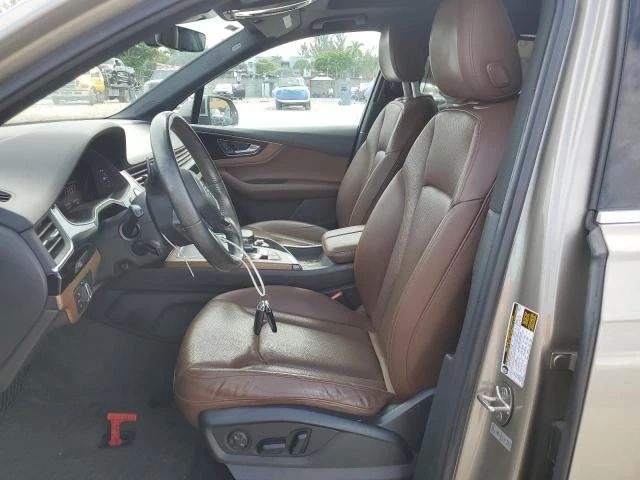 Audi Q7 premium PLUS* CARFAX* КЛИП НА МОТОР* Кожа* Погрев*, снимка 7 - Автомобили и джипове - 53038684