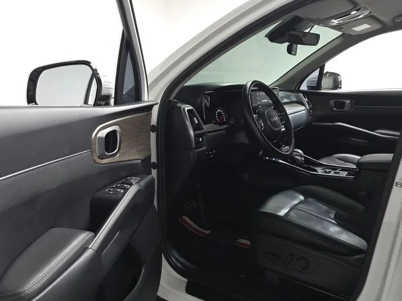 Kia Sorento 2.5T 4WD, снимка 9 - Автомобили и джипове - 56730391