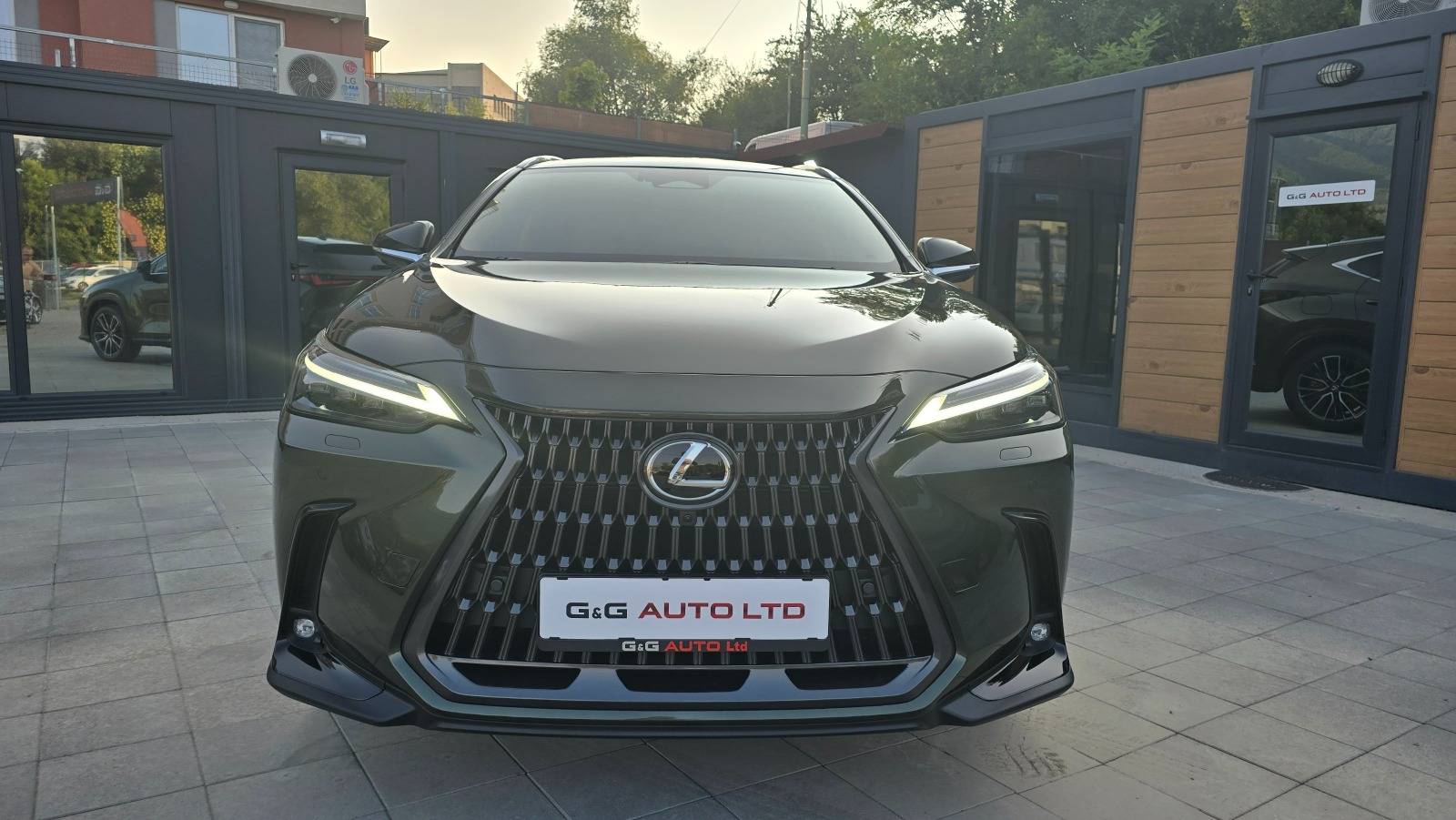 Lexus NX 350h НОВ!/2.5 HYBRID/LUXURY/MARK.LEV./360/4X4/055b - изображение 7