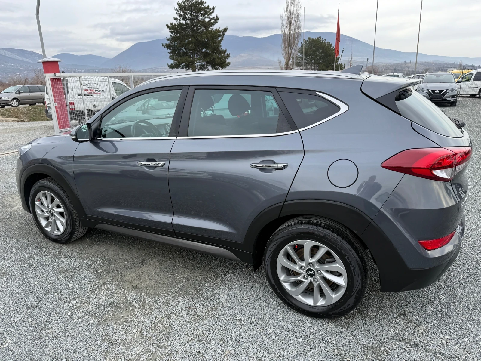 Hyundai Tucson (KATO НОВА) - изображение 9