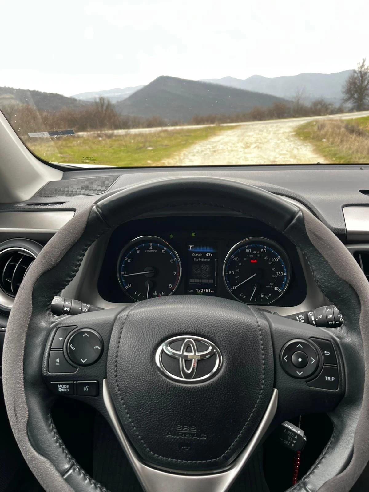 Toyota Rav4, снимка 14 - Автомобили и джипове - 54241175