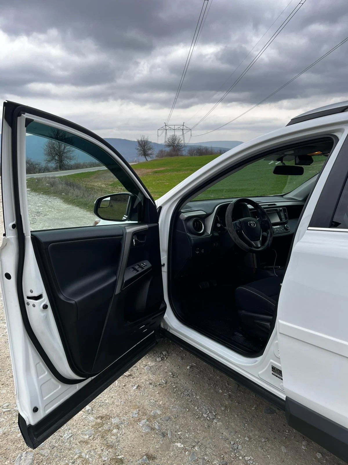 Toyota Rav4, снимка 5 - Автомобили и джипове - 54241175