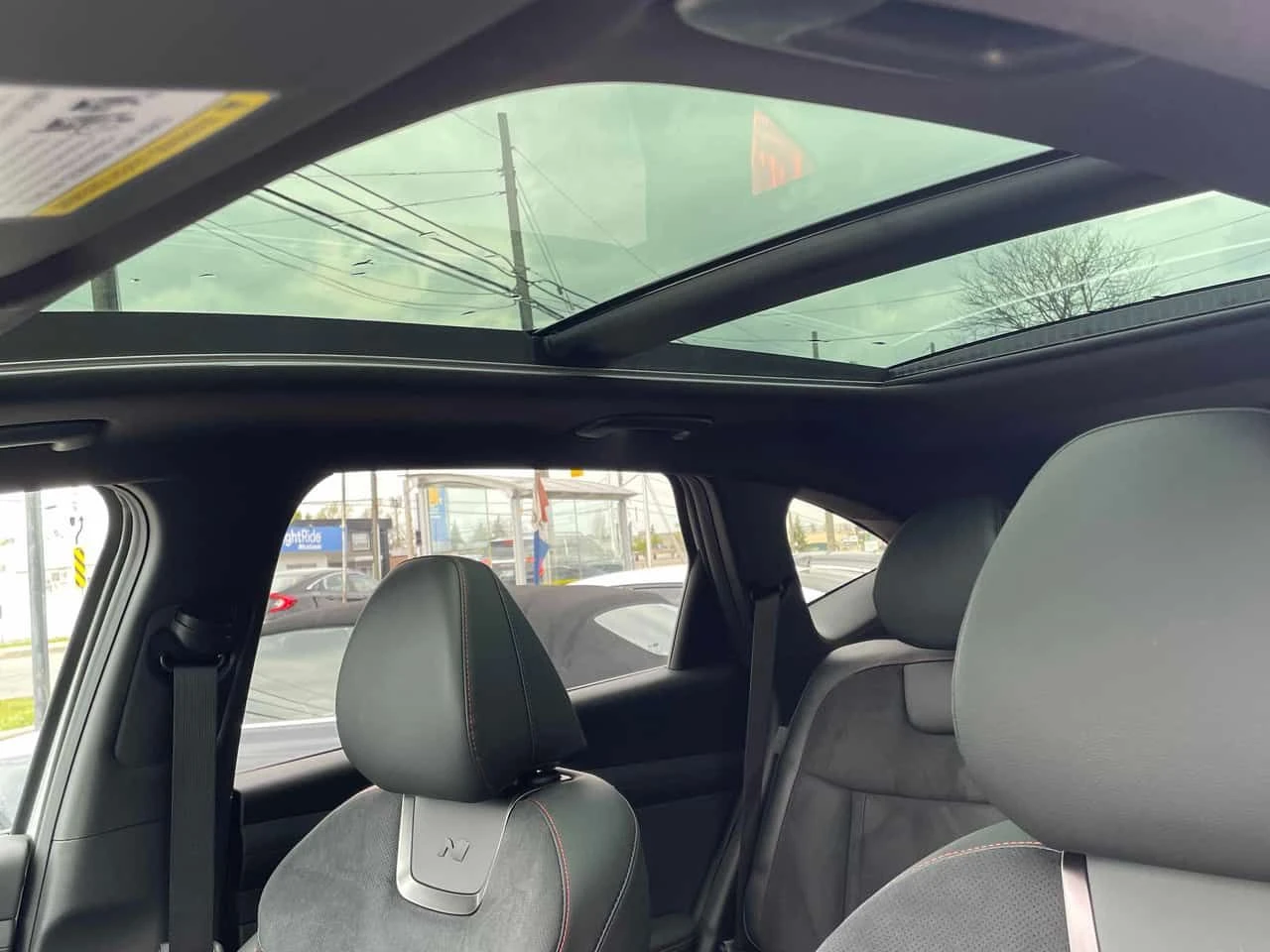 Hyundai Tucson N Line/BOSE/ПАНОРАМА/ДИСТРОНИК, снимка 14 - Автомобили и джипове - 54504313