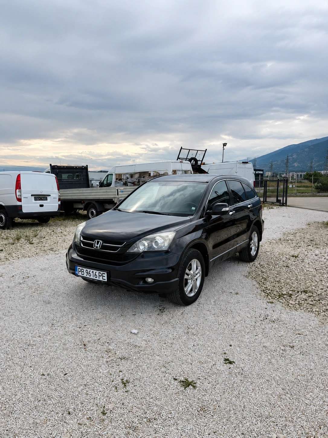 Honda Cr-v 2.2d Автоматик!!!  Регистрирана/Обслужена, снимка 2 - Автомобили и джипове - 54947510