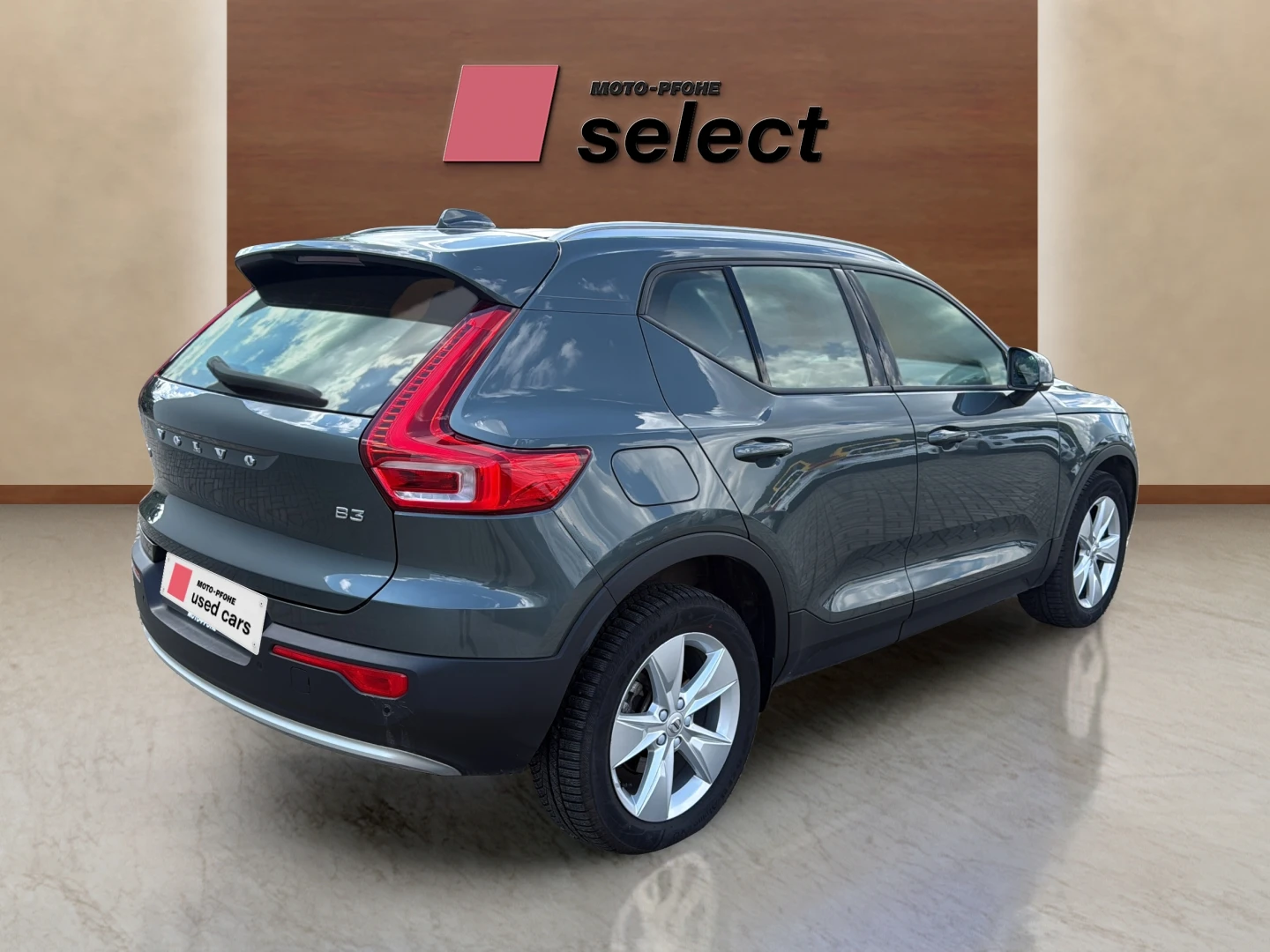 Volvo XC40 2.0 B3, снимка 7 - Автомобили и джипове - 55344977